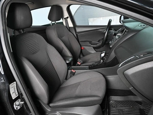 Седан Ford Focus 2018 года, 1329000 рублей, Аксай