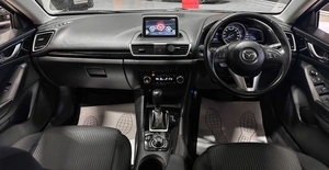 Хетчбэк Mazda Axela 2015 года, 1297000 рублей, Красноярск