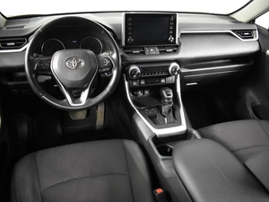 Внедорожник Toyota RAV4 2021 года, 2570100 рублей, Казань