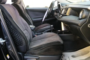Внедорожник Toyota RAV4 2016 года, 2599000 рублей, Омск