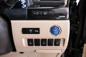 Минивэн Toyota Alphard 2012 года, 2429000 рублей, Красноярск