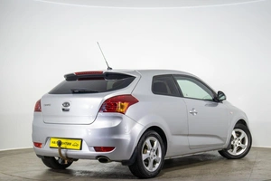 Хетчбэк Kia Ceed 2009 года, 599000 рублей, Оренбург