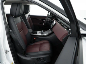 Внедорожник Land Rover Range Rover Evoque 2024 года, 5376444 рублей, Москва