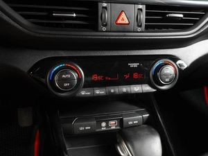 Седан Kia Cerato 2019 года, 1949000 рублей, Воронеж