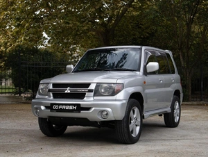 Внедорожник Mitsubishi Pajero iO 2000 года, 979000 рублей, Большой Сочи