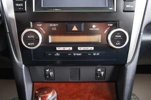 Седан Toyota Camry 2013 года, 1819000 рублей, Пермь