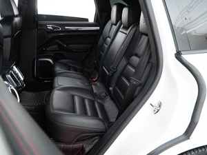Внедорожник Porsche Cayenne Turbo 2013 года, 3360046 рублей, Москва