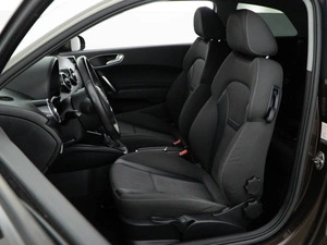 Хетчбэк Audi A1 2011 года, 1049050 рублей, Москва