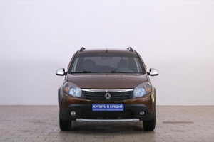 Хетчбэк Renault Sandero Stepway 2014 года, 799000 рублей, Омск
