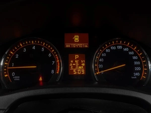 Седан Toyota Avensis 2010 года, 999000 рублей, Воронеж