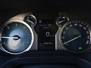 Внедорожник Toyota Land Cruiser Prado 2017 года, 4799000 рублей, Саратов