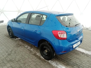 Хэтчбек Renault Sandero 1 года, 930000 рублей, Клинцы