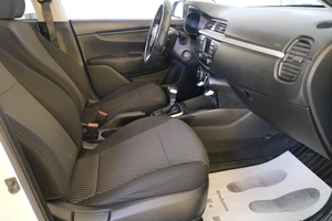 Седан Kia Rio 2018 года, 1029000 рублей, Омск