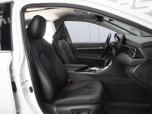 Седан Toyota Camry 2021 года, 3790000 рублей, Омск