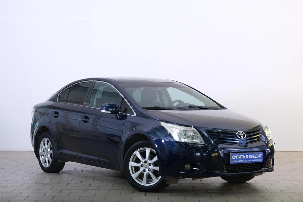 Седан Toyota Avensis 2009 года, 1049000 рублей, Омск