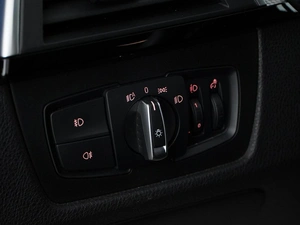 Седан BMW 3 серия 2018 года, 2729077 рублей, Москва