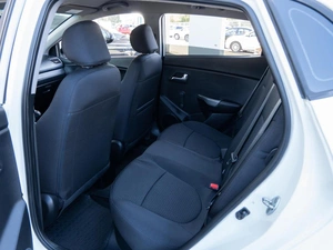Хетчбэк Kia Rio 2015 года, 915000 рублей, Волгоград