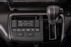 Минивэн Honda Stepwgn Spada 2021 года, 2879000 рублей, Томск