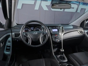 Хетчбэк Hyundai i30 2012 года, 749000 рублей, Сургут