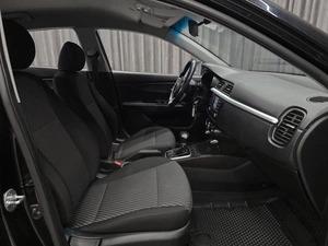 Седан Kia Rio 2019 года, 980000 рублей, Красноярск