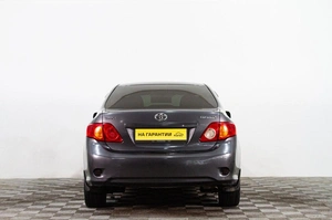Седан Toyota Corolla 2007 года, 769000 рублей, Сургут
