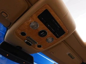 Седан Bentley Continental Flying Spur 2005 года, 2099632 рублей, Москва