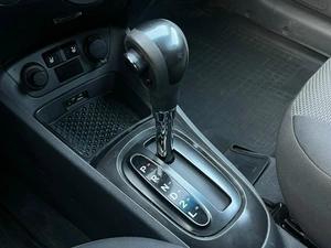 Хетчбэк Kia Rio 2011 года, 590000 рублей, Ижевск