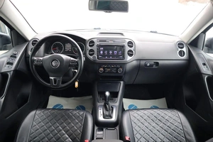 Внедорожник Volkswagen Tiguan 2012 года, 1600000 рублей, Мирное