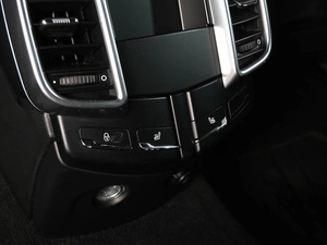 Внедорожник Porsche Cayenne 2013 года, 2339000 рублей, Аксай