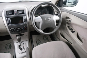 Седан Toyota Corolla Axio 2010 года, 789000 рублей, Красноярск