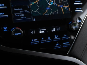 Седан Toyota Camry 2019 года, 3089444 рублей, Москва