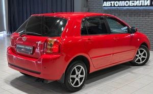 Хетчбэк Toyota Corolla 2006 года, 637000 рублей, Красноярск