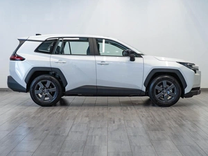 Внедорожник Toyota RAV4 2026 года, 4299000 рублей, Саратов