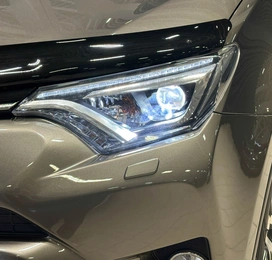 Внедорожник Toyota RAV4 2017 года, 2497000 рублей, Красноярск