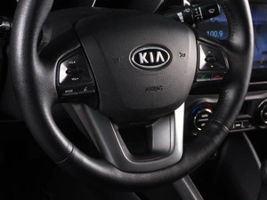 Седан Kia Rio 2012 года, 699000 рублей, Минеральные Воды