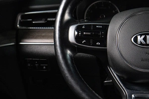 Седан Kia K5 2020 года, 2189000 рублей, Сургут