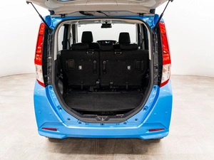 Минивэн Toyota Roomy 2019 года, 1075000 рублей, Красноярск