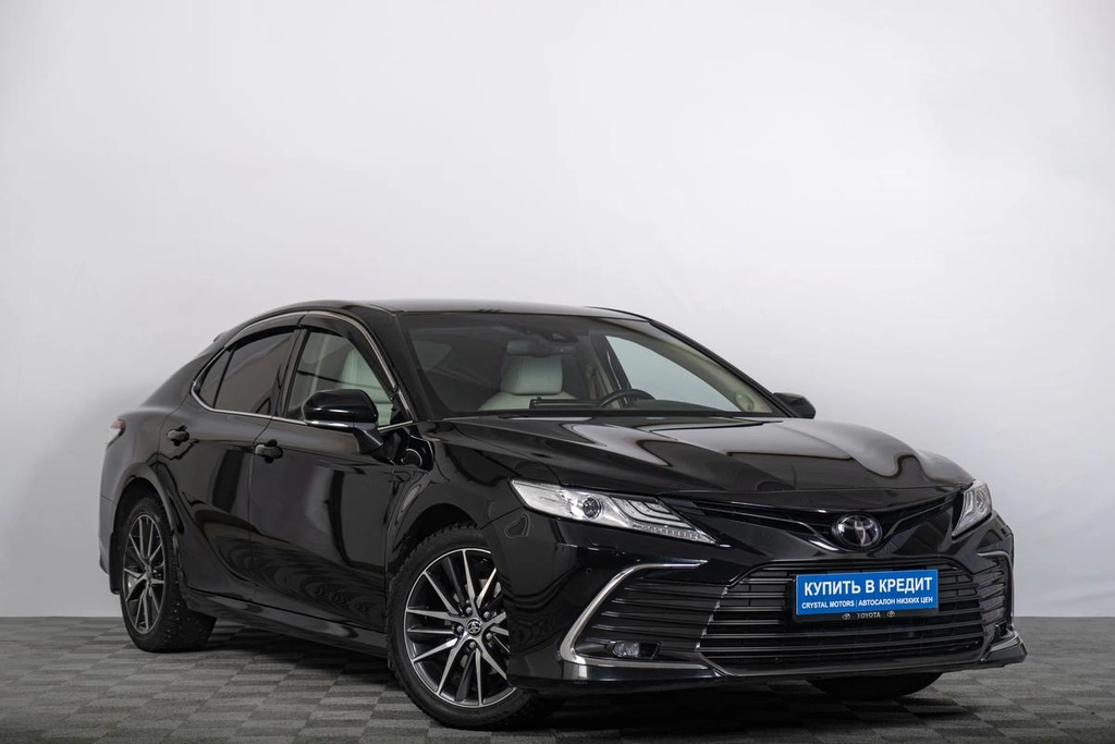 Седан Toyota Camry 2021 года, 3899000 рублей, Томск