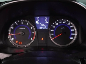 Седан Hyundai Solaris 2014 года, 979000 рублей, Воронеж