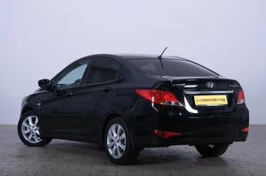 Седан Hyundai Solaris 2015 года, 1189000 рублей, Омск