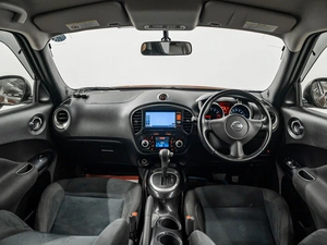Внедорожник Nissan Juke 2014 года, 1050000 рублей, Красноярск
