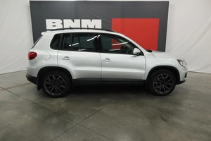 Внедорожник Volkswagen Tiguan 2013 года, 1750000 рублей, Курск