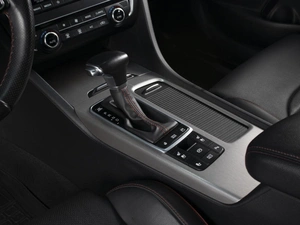 Седан Kia Optima 2019 года, 2640000 рублей, Омск