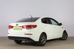 Седан Kia Rio 2016 года, 869000 рублей, Новосибирск