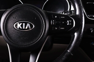 Минивэн Kia Carnival 2017 года, 2519000 рублей, Пермь
