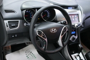 Седан Hyundai Avante 2011 года, 998000 рублей, Солонцы