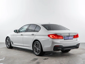 Седан BMW 5 серия 2017 года, 3994444 рублей, Москва