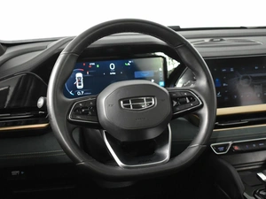 Внедорожник Geely Monjaro 2023 года, 3498900 рублей, Казань