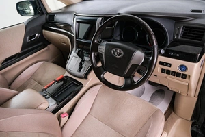 Минивэн Toyota Alphard 2012 года, 2429000 рублей, Красноярск