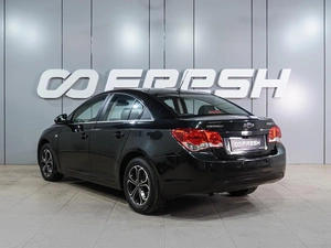 Седан Chevrolet Cruze 2010 года, 739000 рублей, Воронеж
